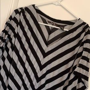 Zoe D knit top.